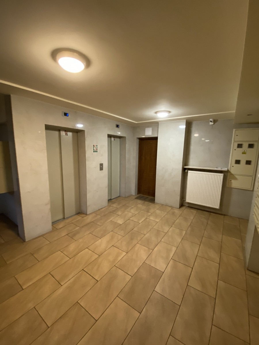 Wohnung 2 zimmer 36 m² in Warschau, Polen