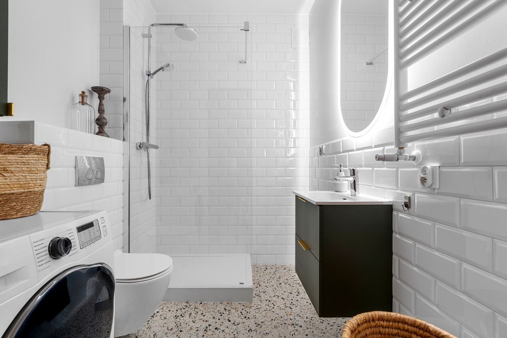 2 room apartment 38 m² in Warsaw, Poland