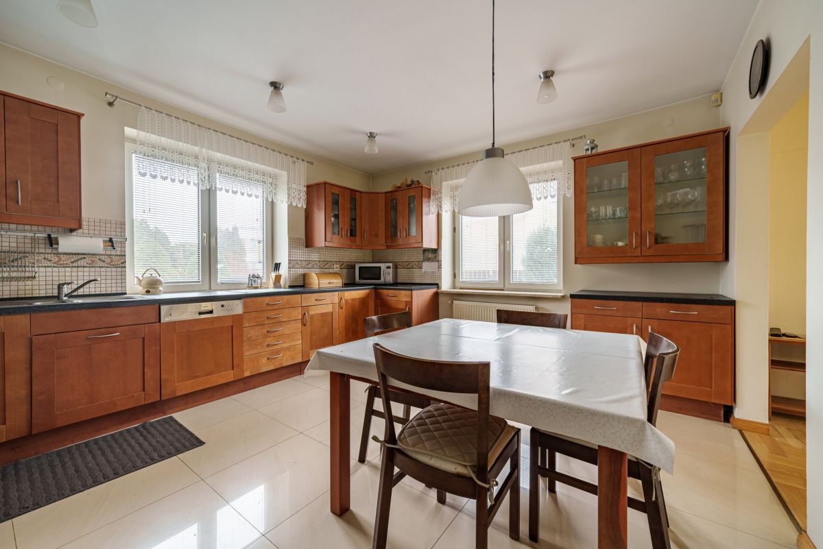 Haus 347 m² Warschau, Polen