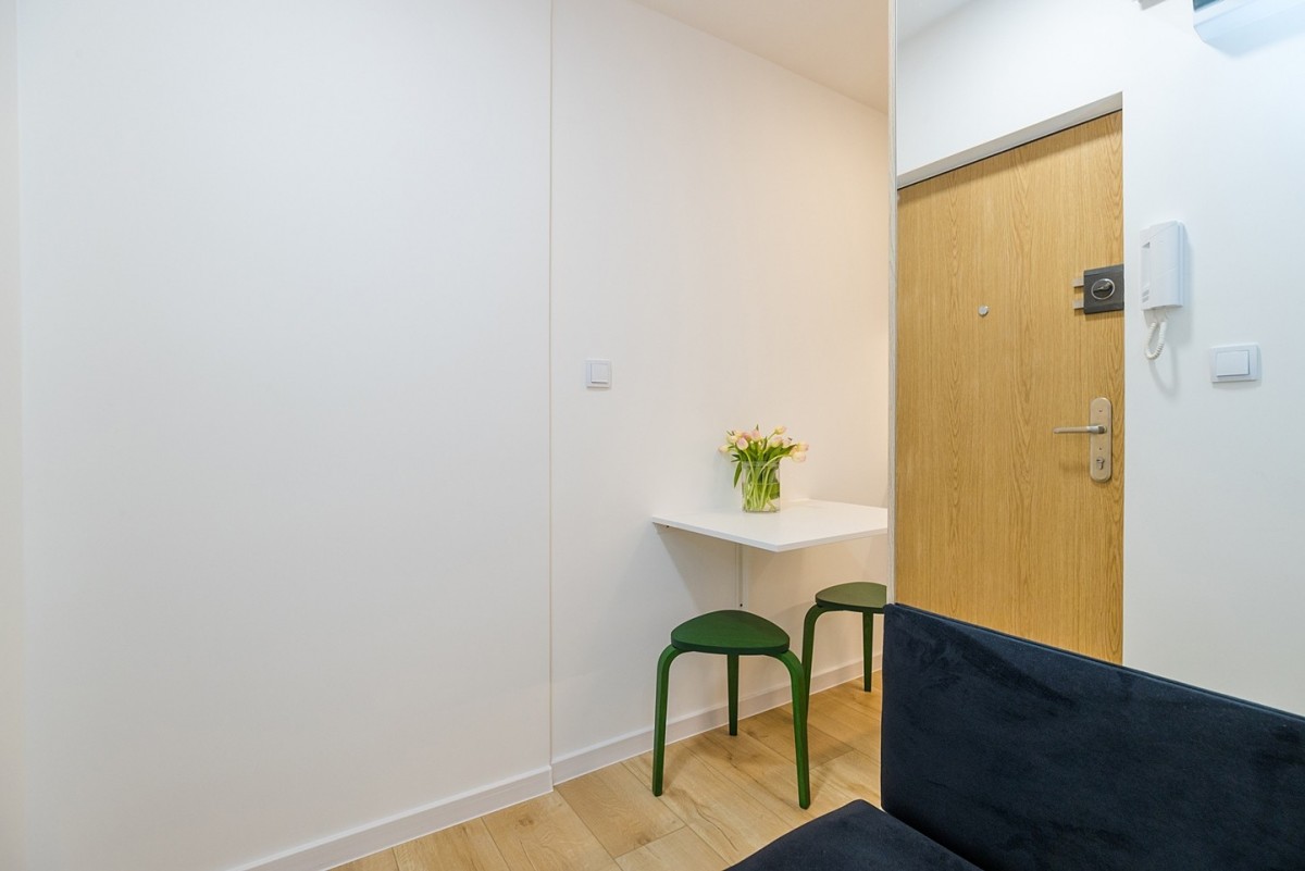 1 room apartment 28 m² in Warsaw, Poland