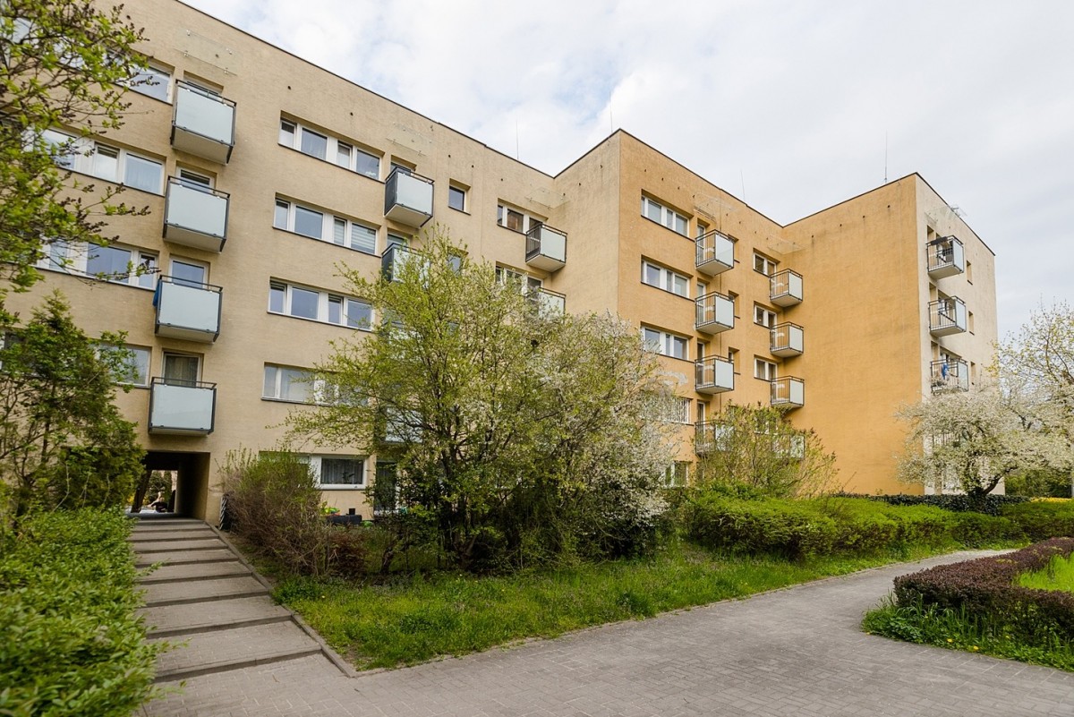 1 room apartment 28 m² in Warsaw, Poland