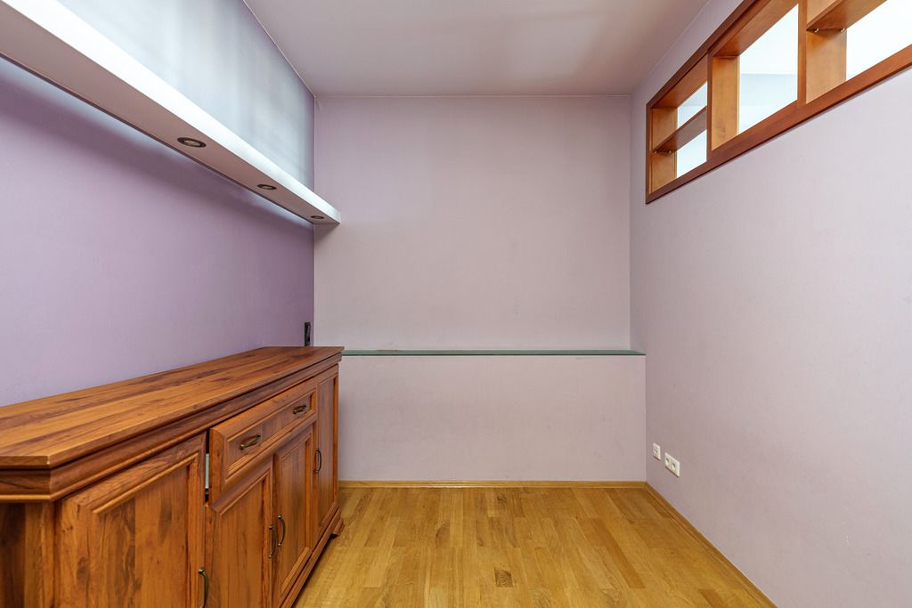4 room apartment 82 m² Warsaw, Poland