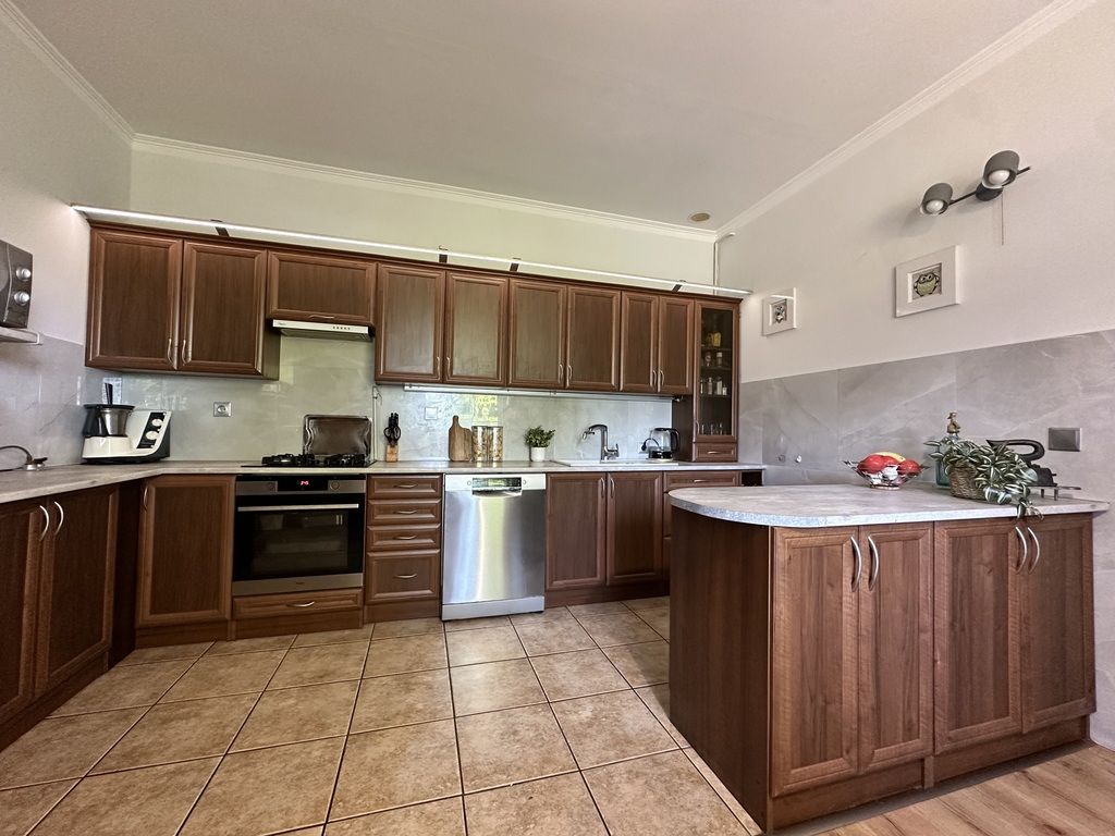 House 170 m² Gowarzewo, Poland