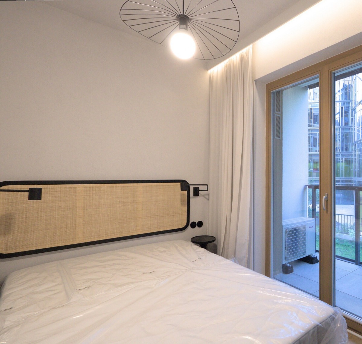 Gewerbefläche 2 zimmer 34 m² in Warschau, Polen