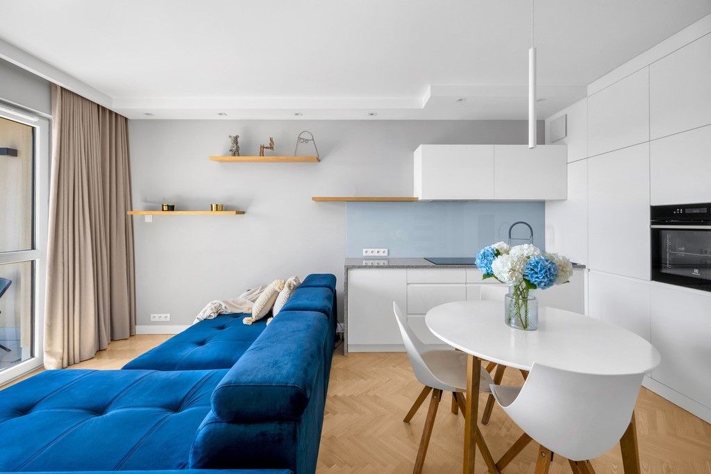 2 room apartment 41 m² Warsaw, Poland