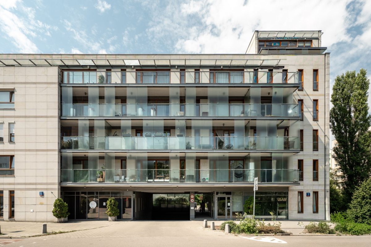 Wohnung 2 zimmer 49 m² in Warschau, Polen