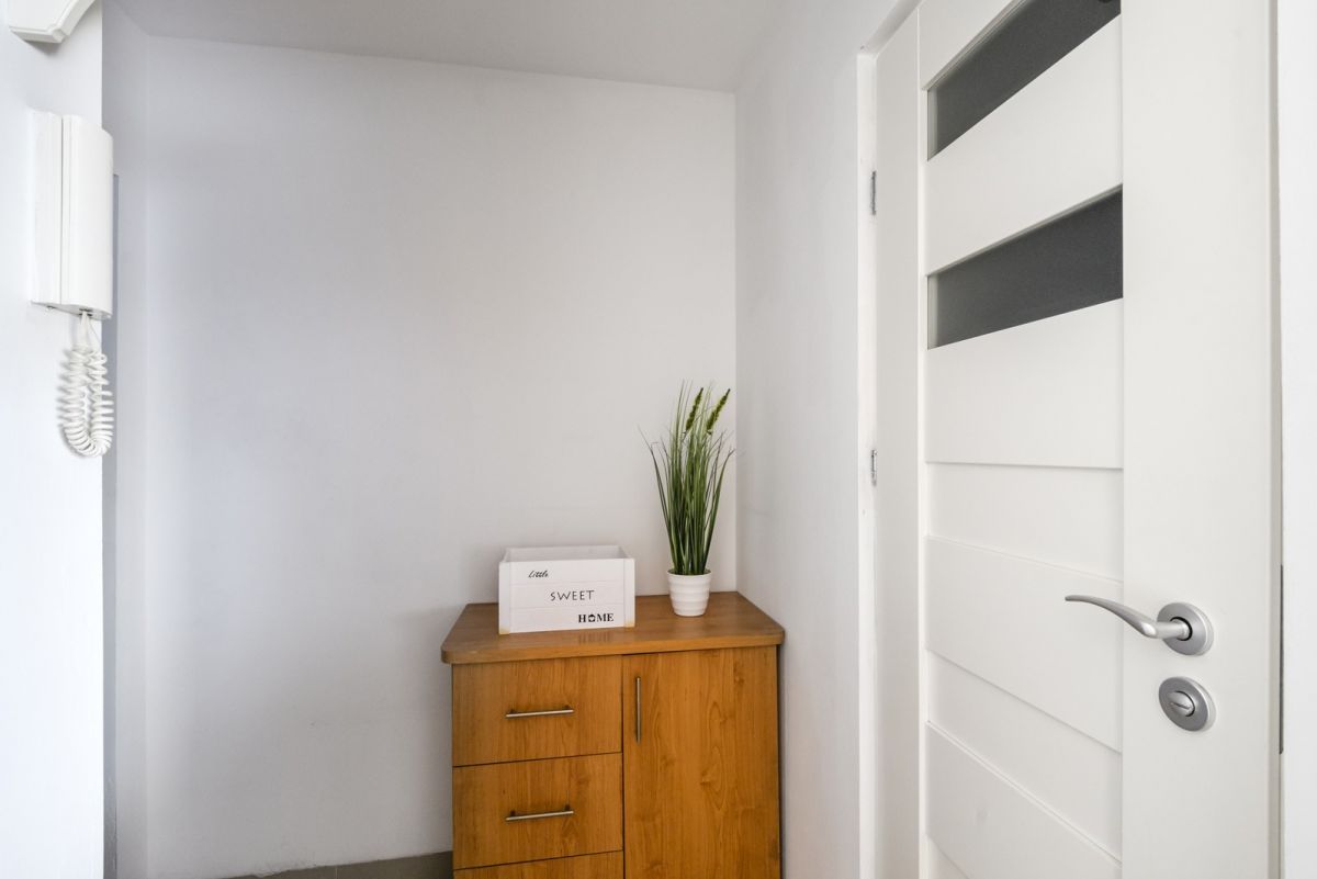 2 room apartment 28 m² in Warsaw, Poland