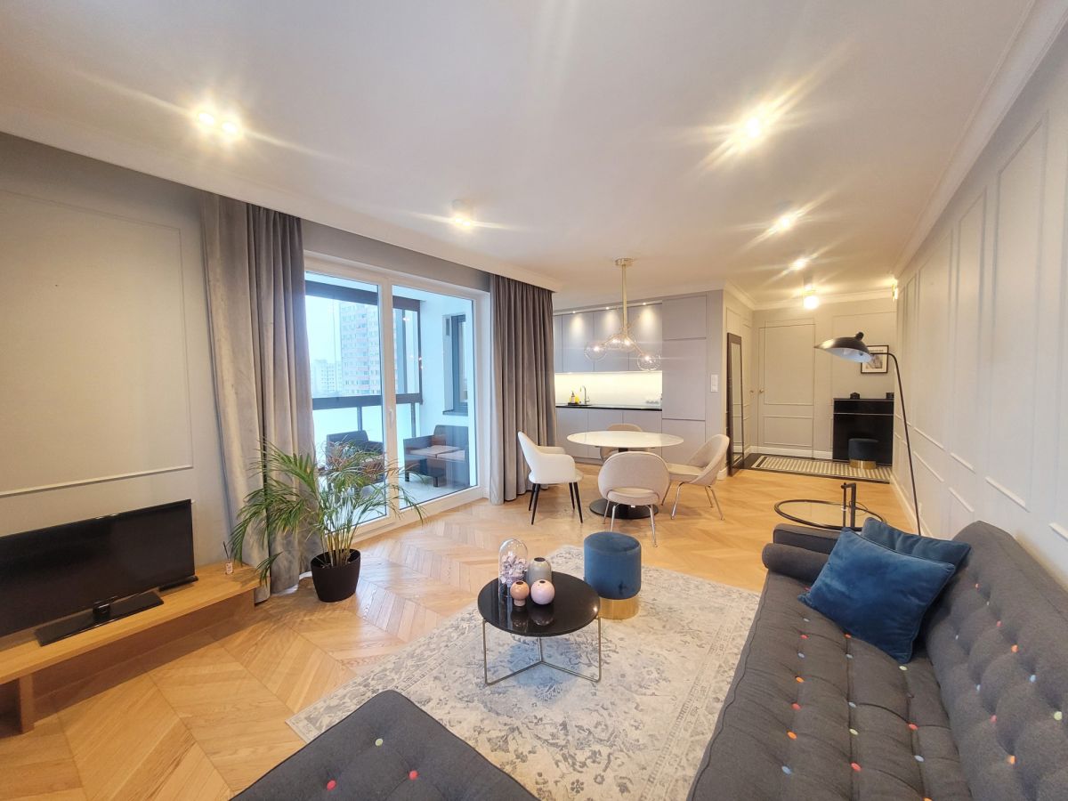 Mieszkanie 2 pokoi 56 m² w Warszawa, Polska