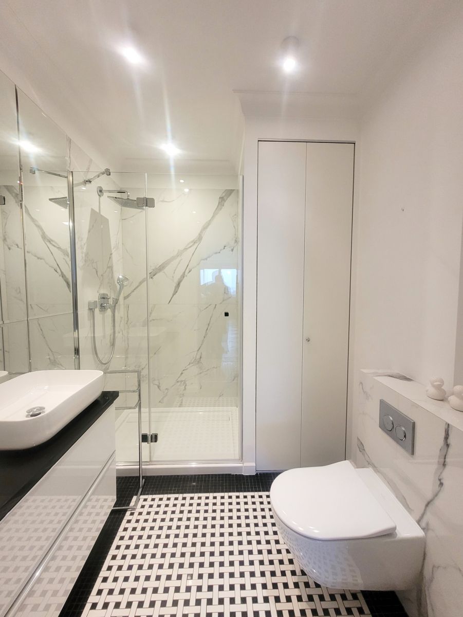 Mieszkanie 2 pokoi 56 m² w Warszawa, Polska