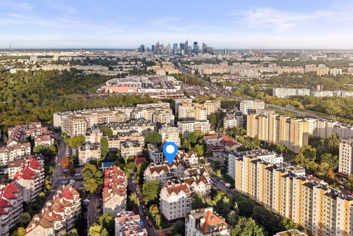 Propiedad comercial 127 m² en Varsovia, Polonia
