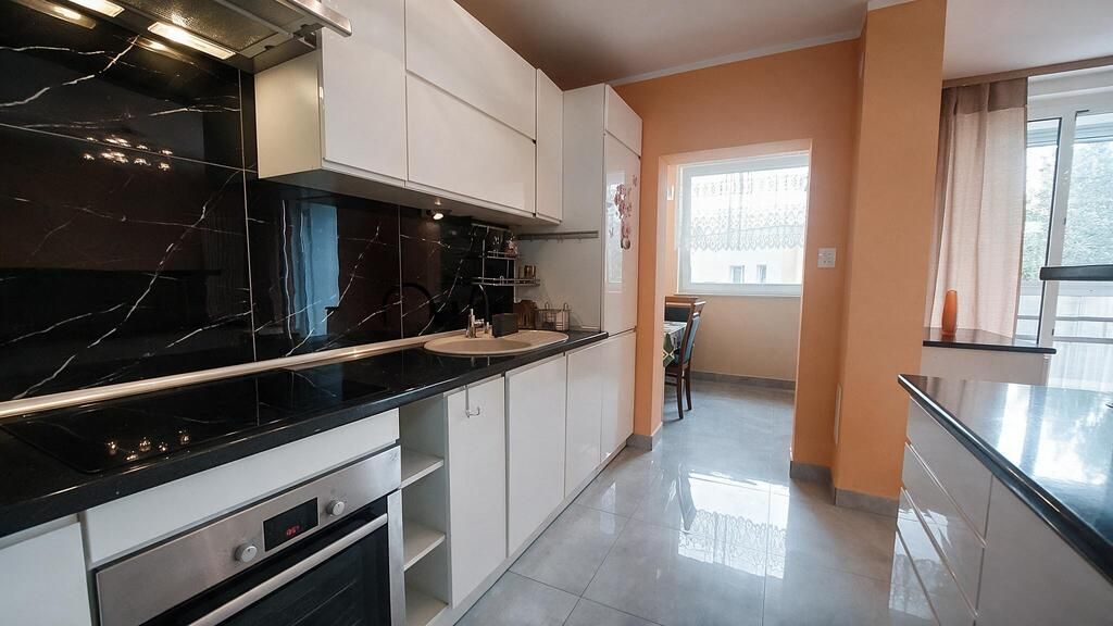 3 room apartment 64 m² in Warsaw, Poland