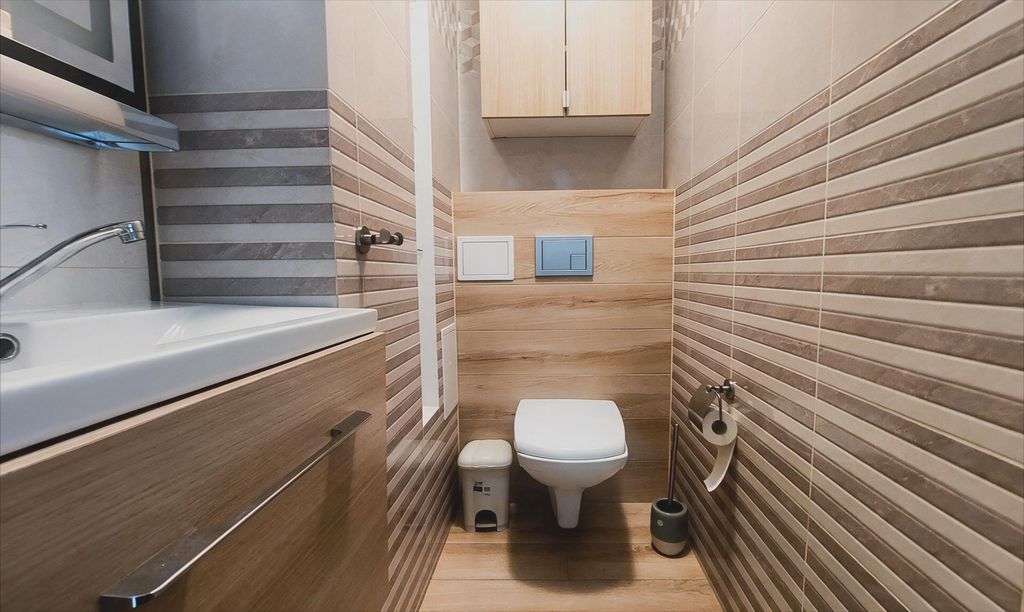 3 room apartment 64 m² in Warsaw, Poland
