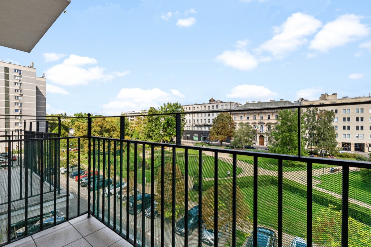 2 room apartment 37 m² Warsaw, Poland