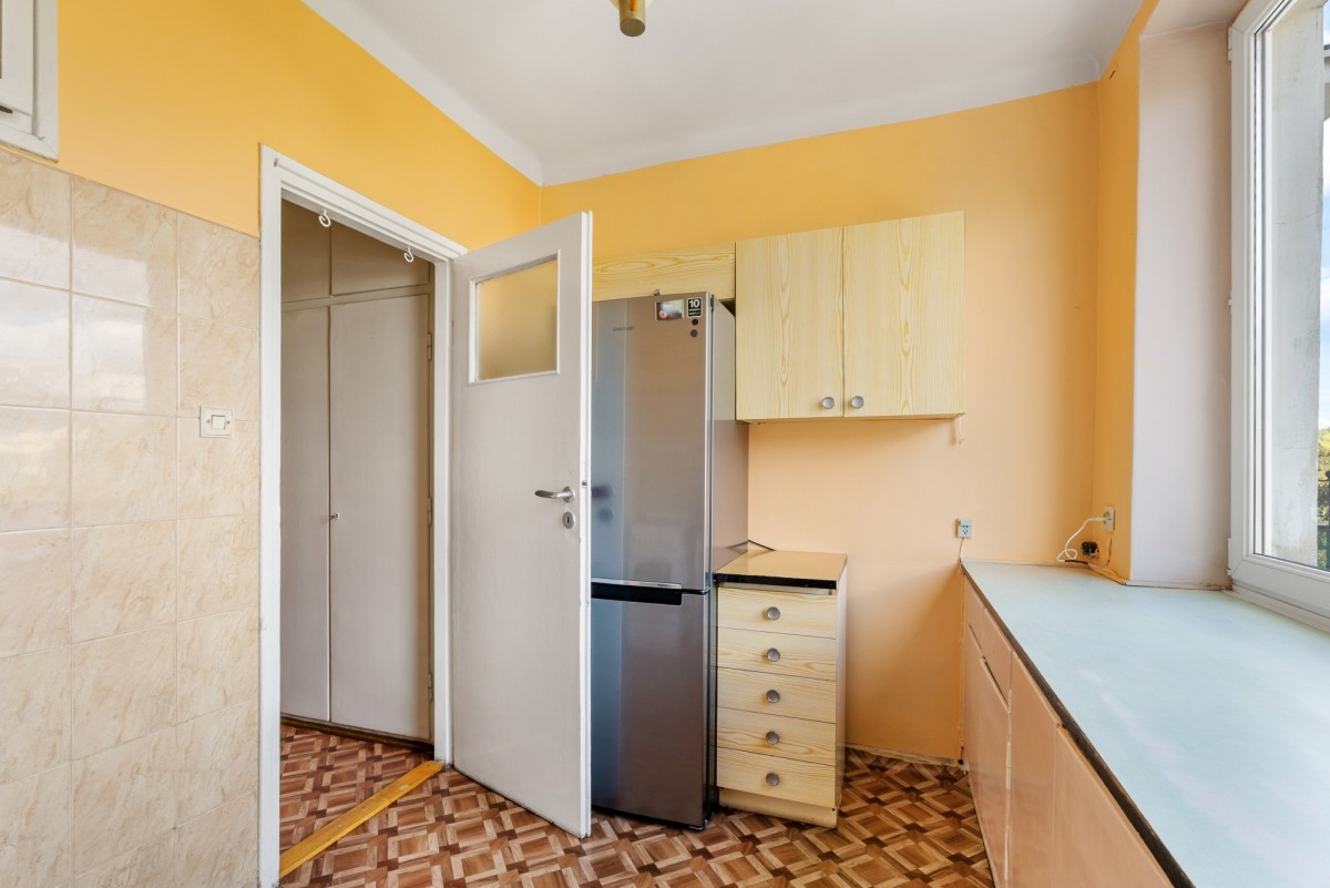 2 room apartment 37 m² Warsaw, Poland