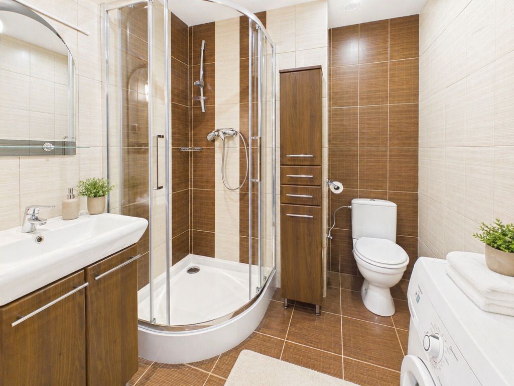 Commercial property 2 rooms 46 m² in Olsztyn, Poland