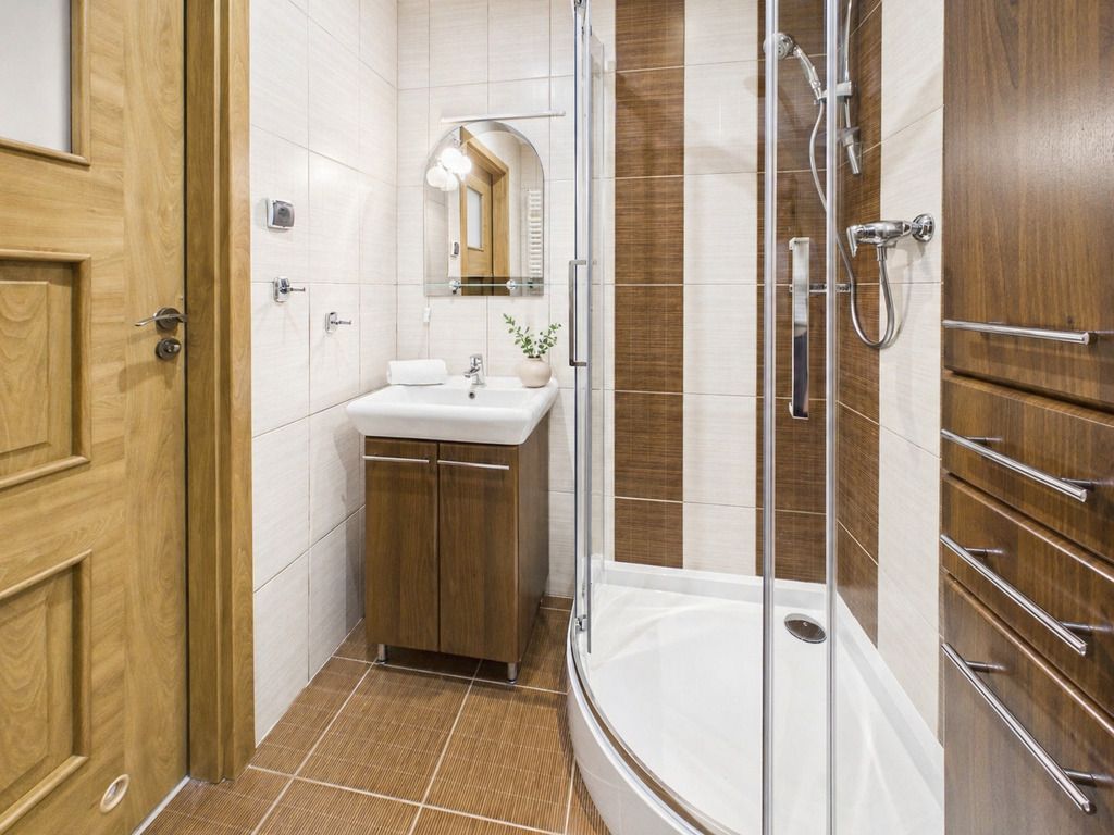 Commercial property 2 rooms 46 m² in Olsztyn, Poland