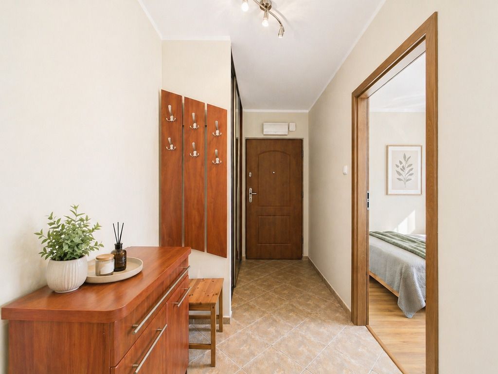 Commercial property 2 rooms 46 m² in Olsztyn, Poland