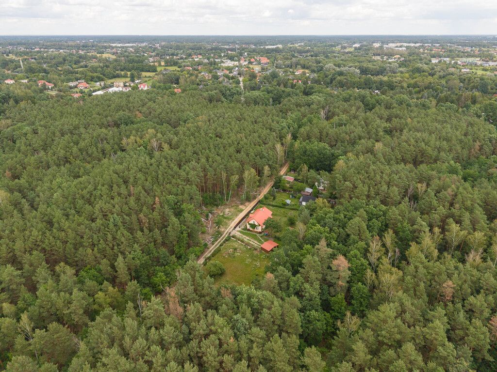 Land 1 045 m² Warsaw, Poland