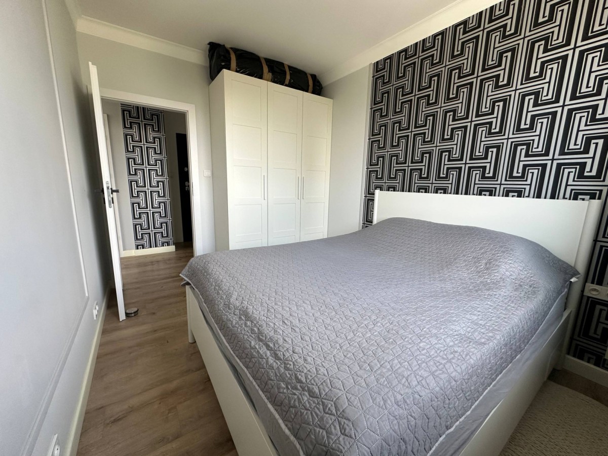 Commercial property 2 rooms 44 m² in Warsaw, Poland