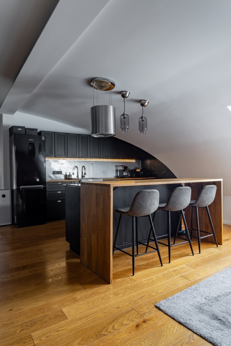 Commercial property 63 m² in Warsaw, Poland