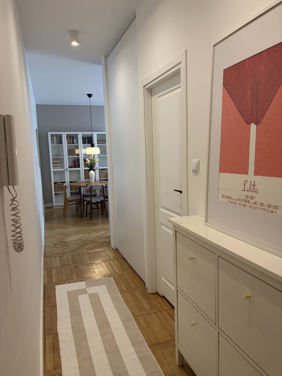 2 room apartment 39 m² in Warsaw, Poland