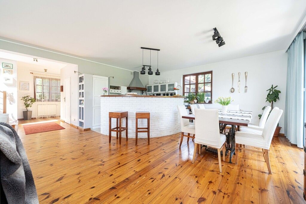 Atterrir 166 m² Poznan, Pologne
