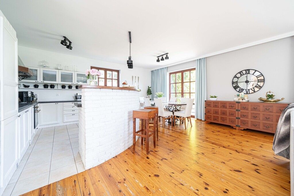 Atterrir 166 m² Poznan, Pologne