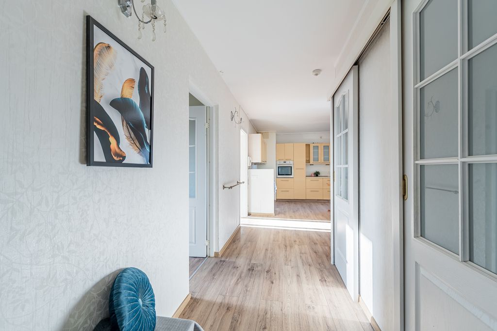 Apartamento 3 habitaciones 77 m² Varsovia, Polonia